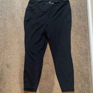 Livi Active Soft 7/8 Leggings size 18/20